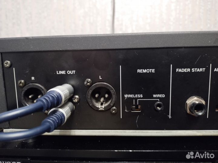 Tascam CD401(KSS151A новая)