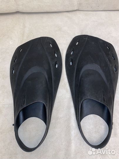 Спортивный инвентарь для плавания