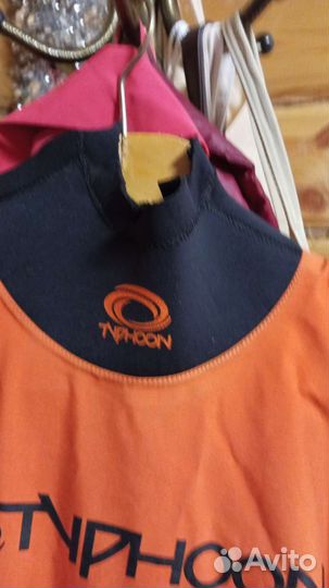 Сухой гидрокостюм и гидроботы