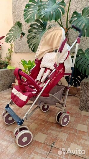 Прогулочная коляска
