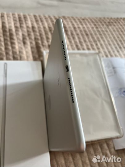 iPad 9 го поколения 2021 на 64 гб