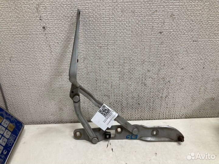 Петля крышки багажника правая BMW E39