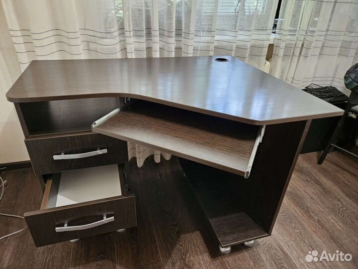 Компьютерный стол угловой цвет венге