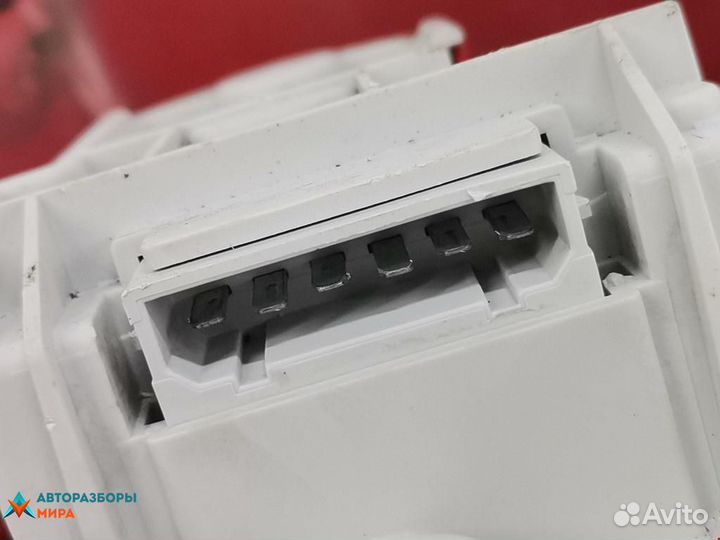 Фонарь задний правый Audi A3 8L 1999 8L0945096A