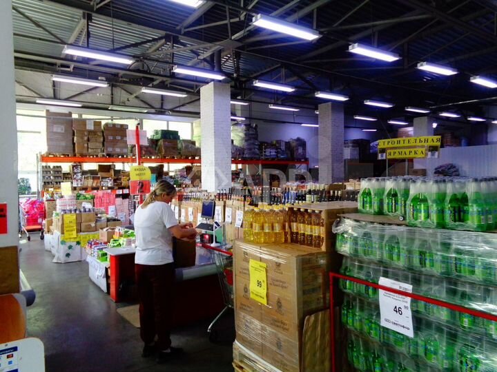 Продам здание с арендатором 700 м²