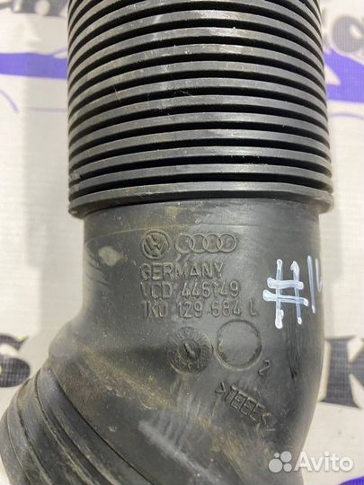 Патрубок воздушного фильтра Volkswagen Touran