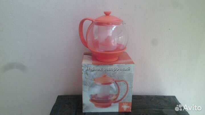 Тарелки СССР и чайник заварочный с фильтром