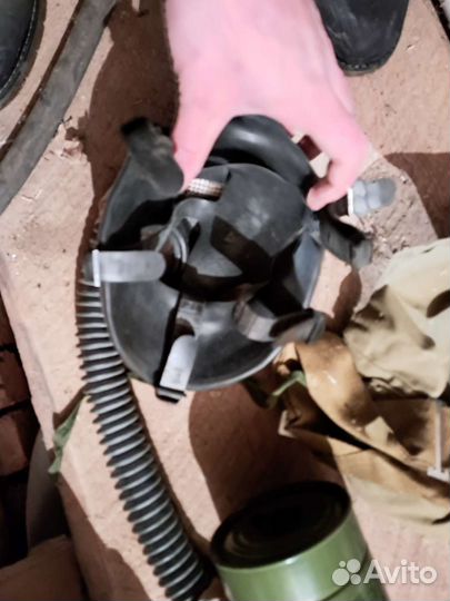 Противогаз