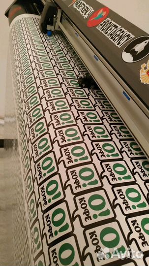 Печать наклеек Изготовление наклеек стикеров