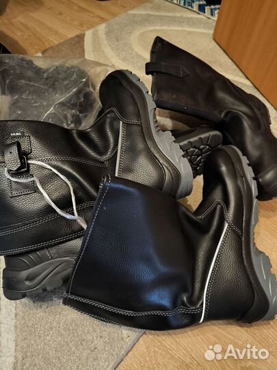 Сапоги мужские зимние и летние 44-43 размер