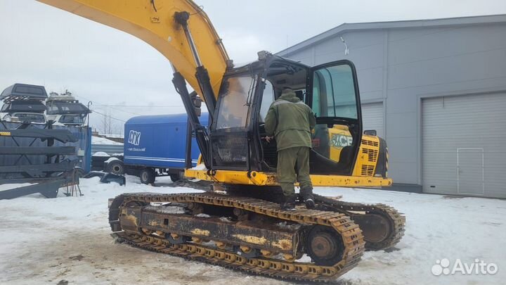 Гусеничный экскаватор JCB JS 220LC, 2017