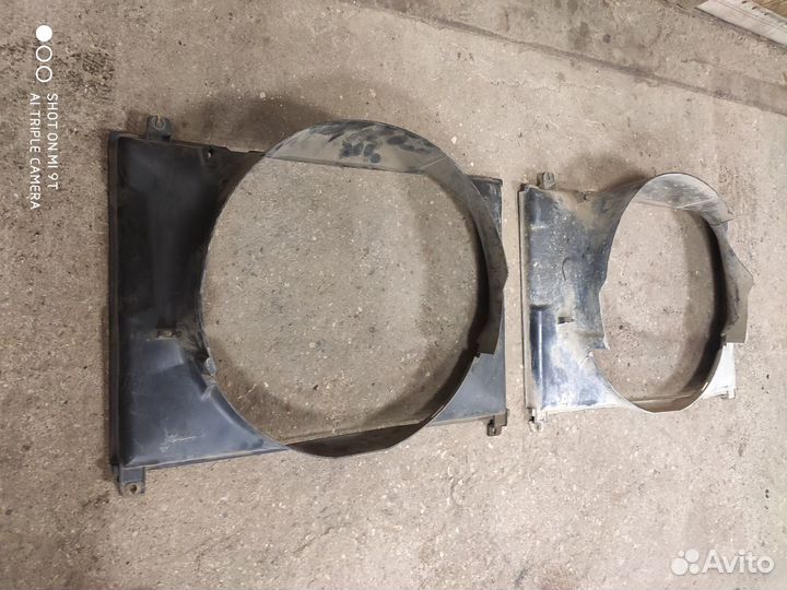 Диффузор радиатора Мицубиси Паджеро Спорт 1