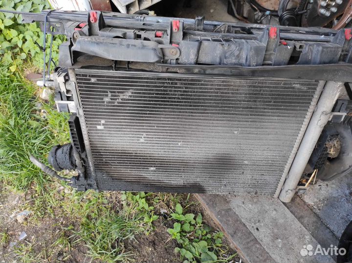 Комплект радиаторов с диффузором на opel astra J