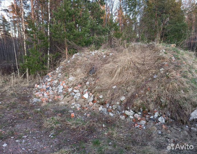 Отдам битый кирпич/бетон