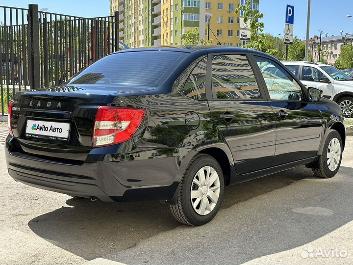 LADA Granta 1.6 МТ, 2022, 17 000 км