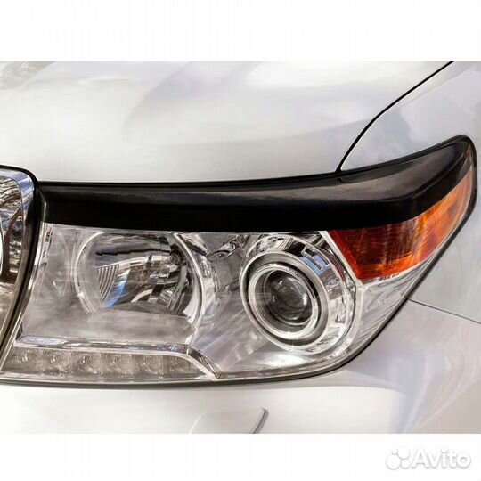 Накладки на передние фары для Toyota LC 200