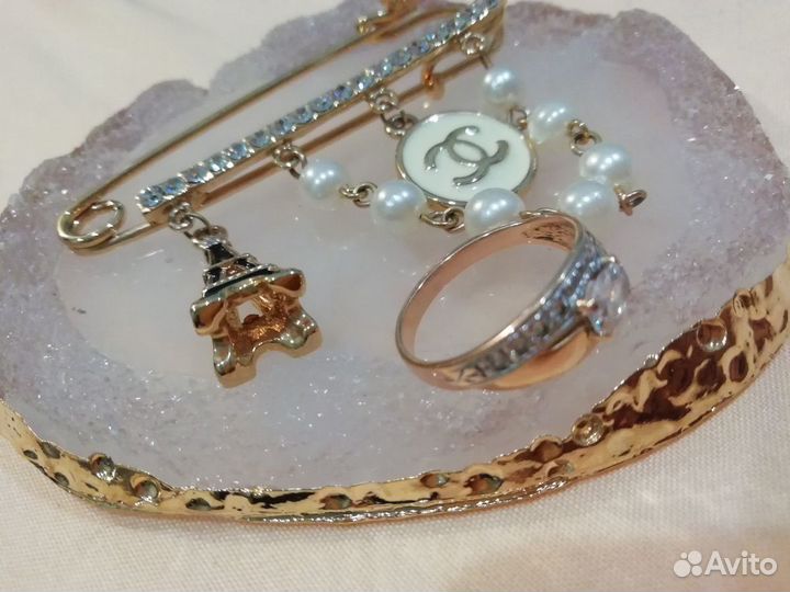 Подставка для колец. Срез. Декор. Свадебное