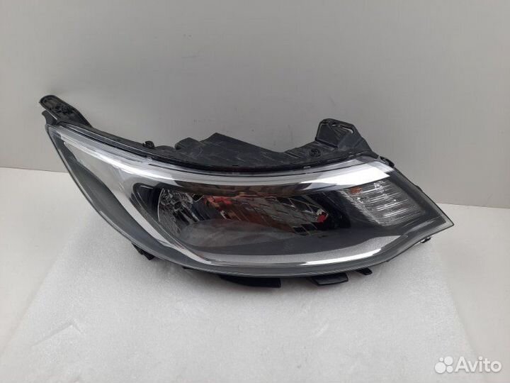 Фара правая Kia Rio 3 2015-2017