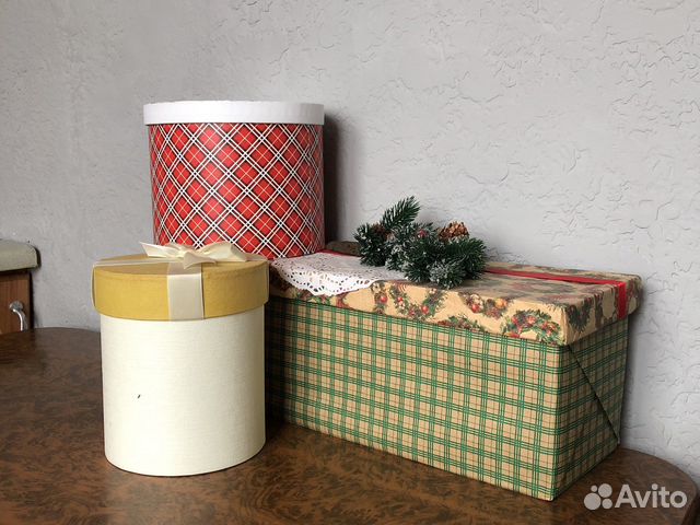 Коробка для новогодних подарков