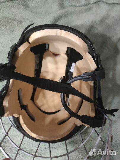 Хоккейный шлем bauer