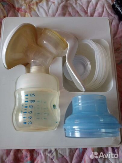 Avent молокоотсос+контейнеры+бутылочки+соски