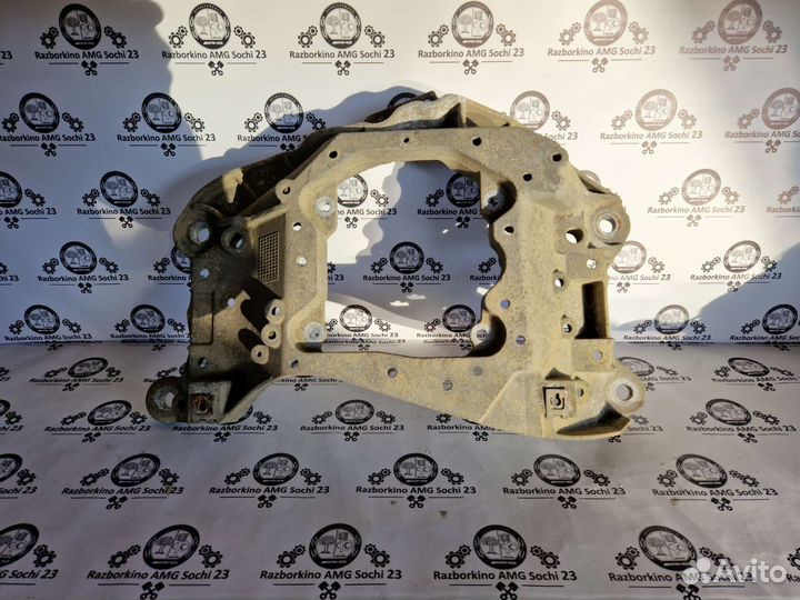 Кронштейн опоры коробки АКПП для Audi A8 D4