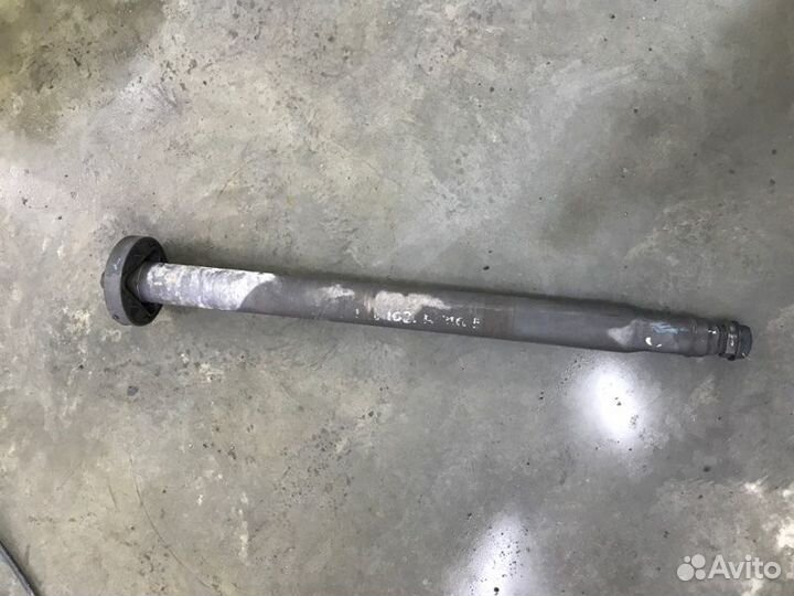 Карданный вал Mercedes-Benz E-Class W124 M102