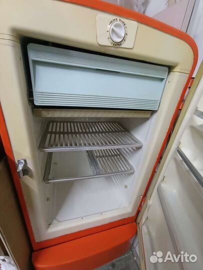 Холодильник советский 1965 года образца