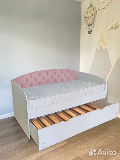Кровать 2е спальное лдсп для малыша велюр