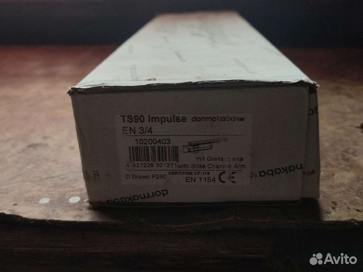 Доводчик дверной Dorma