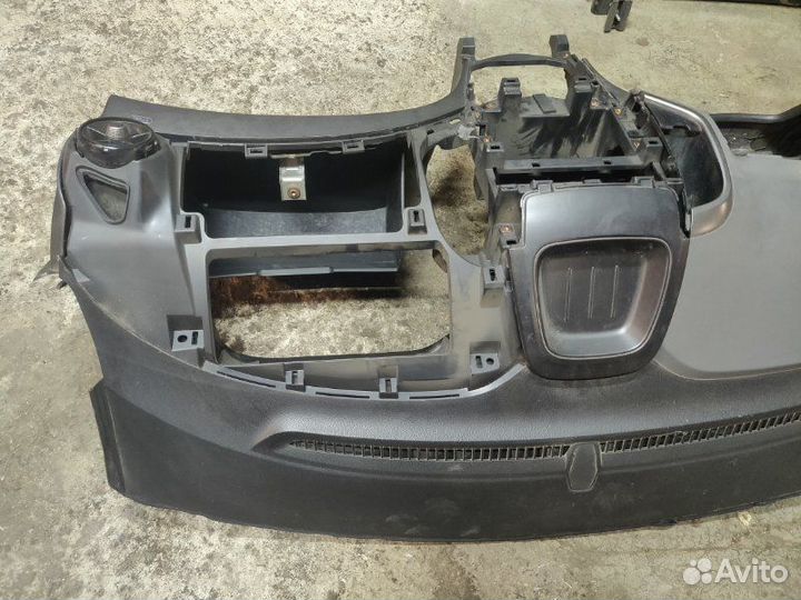 Торпедо Chevrolet Aveo T300 1.6 2012