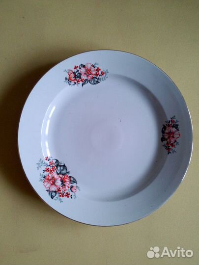 Большая тарелка, блюдо - родом из СССР