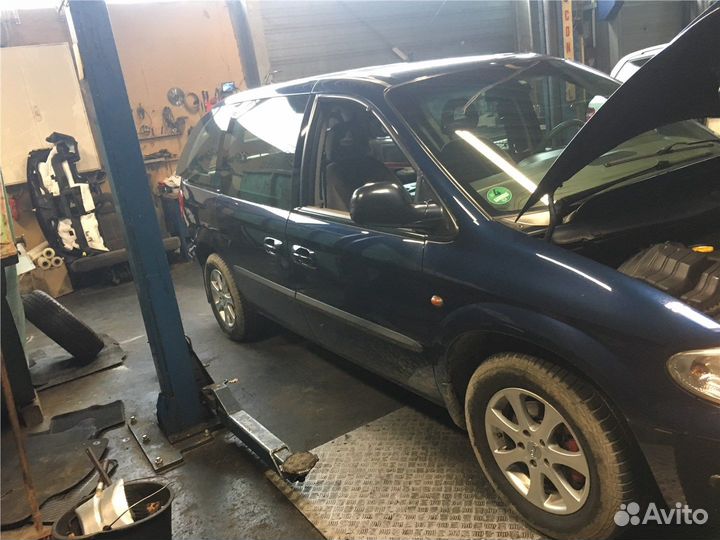 Разбор на запчасти Chrysler Voyager 2001-2007