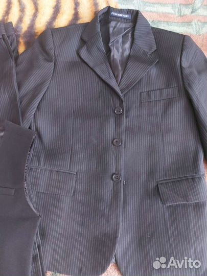 Школьный костюм