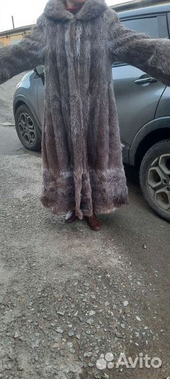 Шуба нутрия с капюшоном