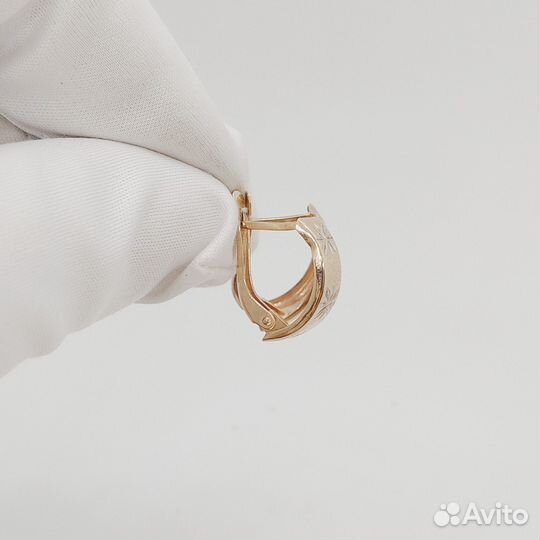 Золотые серьги