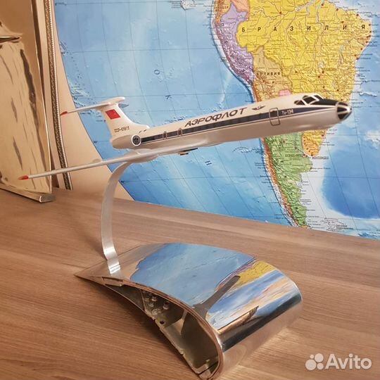 Модель самолета Ту-134 (начало 1970-х )