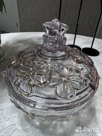 Конфетница с крышкой Чехословакия