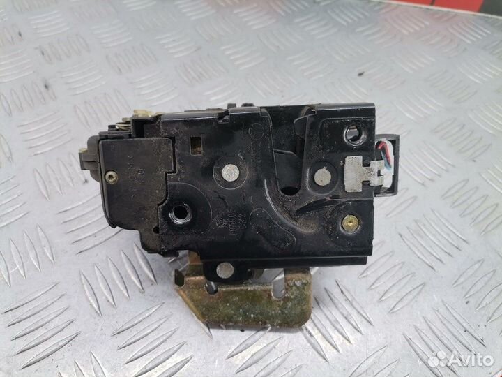 Замок двери передней левой для Audi A6 C5