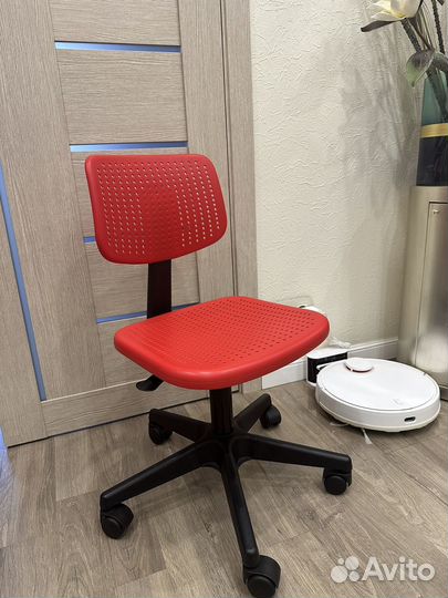 Компьютерный стул IKEA