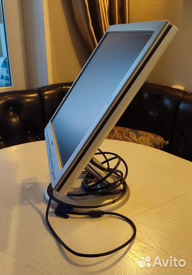 Монитор для компьютера 19 дюймов