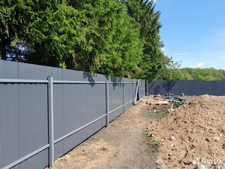 Заборы из профнастила установка