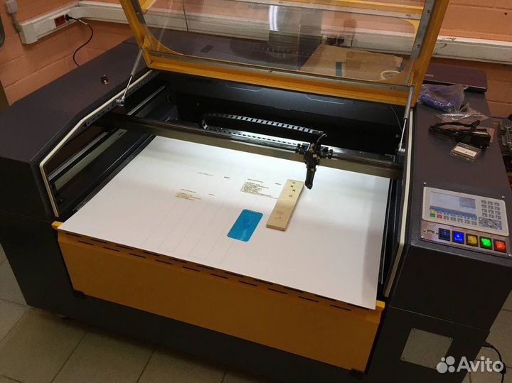 Станок лазерной резки TauLaser поле 1000х700 мм