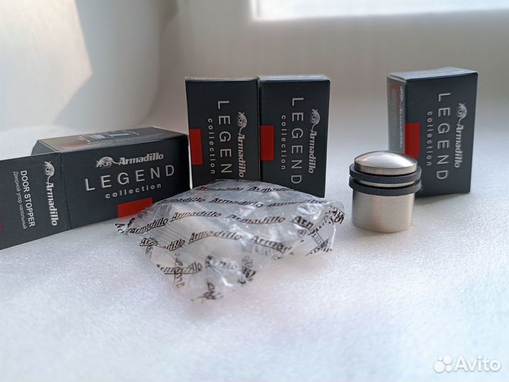 Упор дверной напольный Armadillo