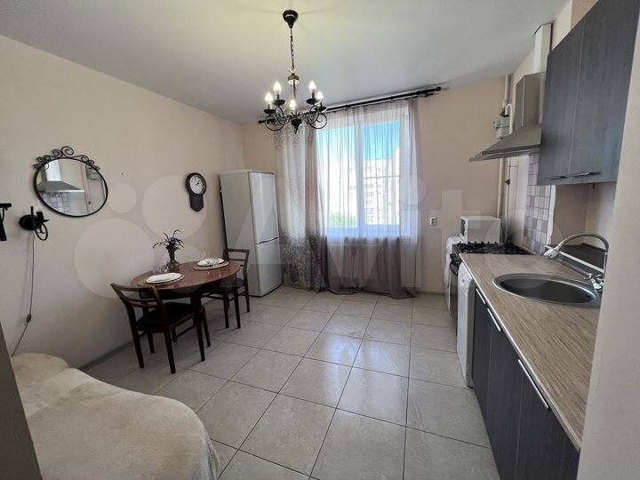 2-к. квартира, 64 м², 6/12 эт.