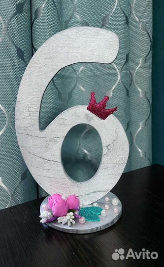 Цифра 6 для фотосессии