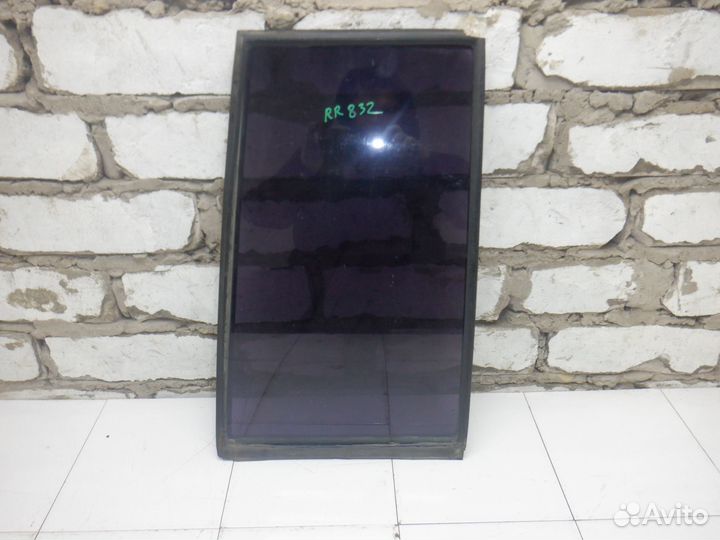 Форточка двери задней Pajero Montero II V1 V2 V3 V4