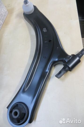 Renault 8671095525 рычаг передний подвески левый