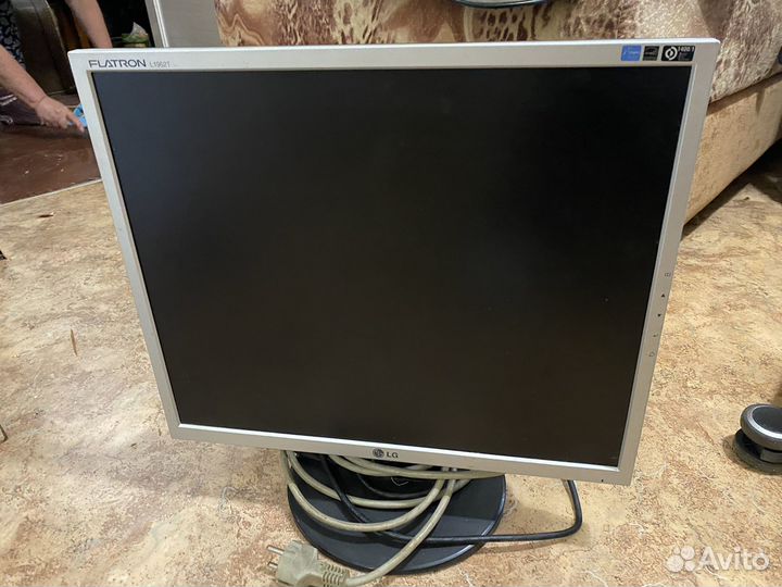 Монитор LG flatron