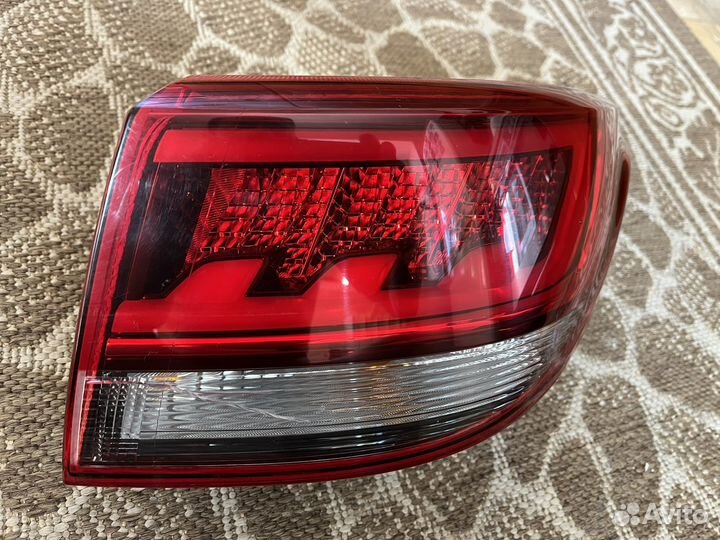 Задний правый фонарь киа рио 4